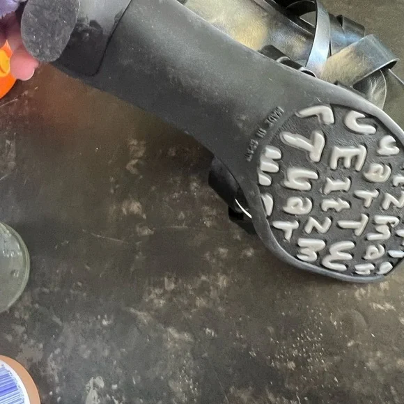 Stuart Weitzman Black Strappy Mule size 10 for Summer - Picture 5 of 7